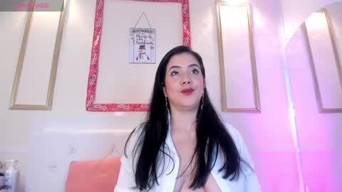 Snapshot of krystal_taylor23 chatting on December 2024 04:25:01 PM Kystal Taylor online show from December 2024 04:25:01 PM