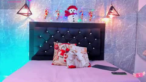 Kystal Taylor online show from December 2025 11:16:02 AM