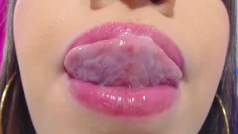 Snapshot of krysten_ritter2 chatting on February 2025 10:04:02 AM krys online show from February 2025 10:04:02 AM