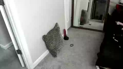 Snapshot of krystltymeup chatting on October 2025 08:48:01 AM krystltymeup online show from October 2025 08:48:01 AM