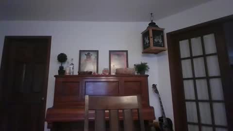 Snapshot of kskander19 chatting on October 2025 05:35:01 PM kskander19 online show from October 2025 05:35:01 PM