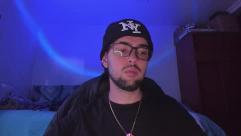 Snapshot of kssam772 chatting on November 2025 10:10:02 PM Sam monitor de modelos independientes online show from November 2025 10:10:02 PM