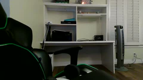 Snapshot of kt12369 chatting on January 2025 07:26:01 AM Kevin online show from January 2025 07:26:01 AM