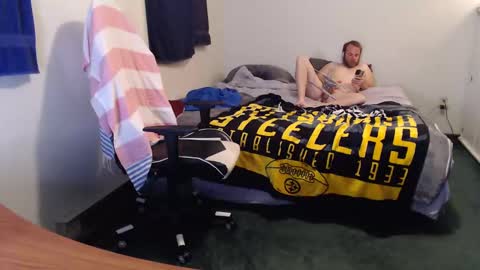 Kuggy online show from November 2025 01:59:01 AM