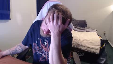 Kuggy online show from December 2025 12:42:01 AM