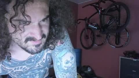 Snapshot of kumisboy chatting on May 2026 03:51:02 PM Robert online show from May 2026 03:51:02 PM