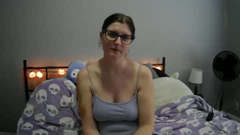 Snapshot of kunzitegoddess chatting on January 2025 09:58:02 PM Samantha online show from January 2025 09:58:02 PM