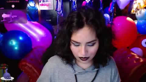 Fetiche Woman online show from September 2025 10:43:01 PM