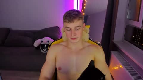 kurt_hanssen online show from November 2025 08:09:01 PM