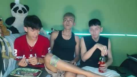 Snapshot of kurtwillms chatting on December 2025 07:53:02 PM kurtwillms online show from December 2025 07:53:02 PM