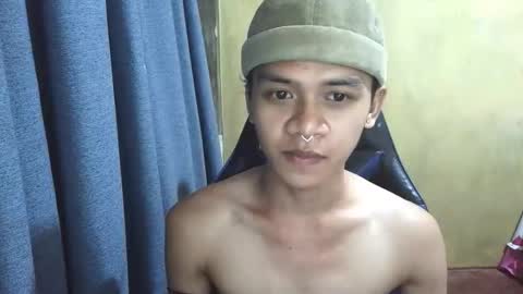 Snapshot of kurtxxx07 chatting on April 2026 09:23:01 PM kurtxxx07 online show from April 2026 09:23:01 PM