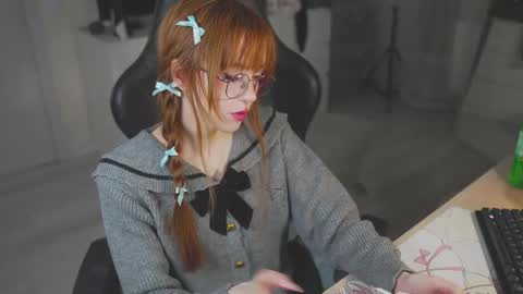 Kveilynn online show from March 2025 07:43:02 PM