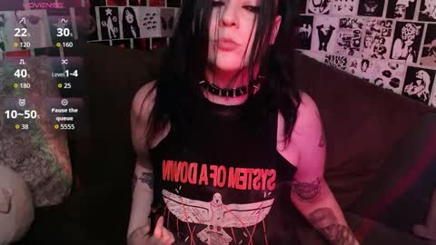 Kvopa online show from November 2025 08:13:02 PM