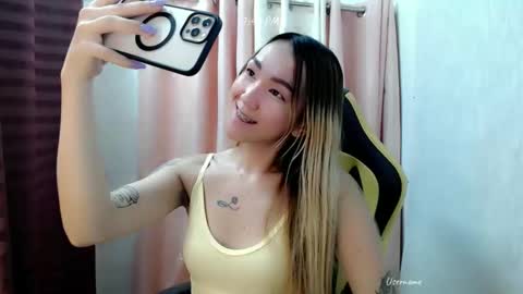 kweenie1026 online show from April 2026 11:49:01 AM