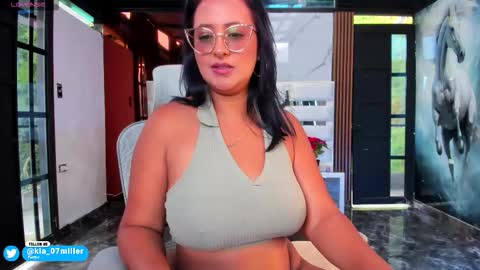 kya_miller_ online show from December 2025 09:31:02 PM