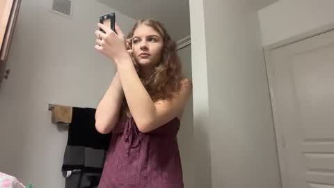 kyky online show from November 2025 06:42:02 PM