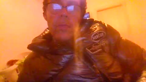 kylestrips4youq online show from November 2025 06:02:02 AM