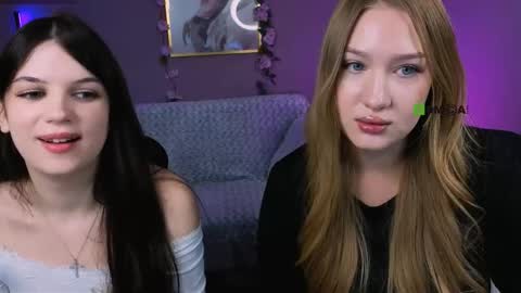 Kylie loves u online show from October 2025 09:02:01 PM