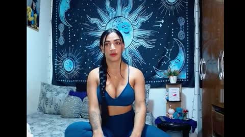 kylie online show from November 2025 08:42:02 PM