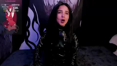 Snapshot of kylie_foxx1 chatting on November 2025 12:11:02 AM submissive demon Please help me to reach 500 thumbs up online show from November 2025 12:11:02 AM