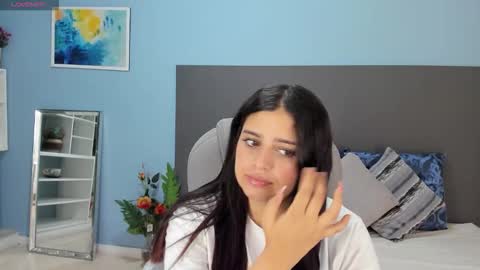 Kylie Reyes  online show from October 2025 07:30:02 PM