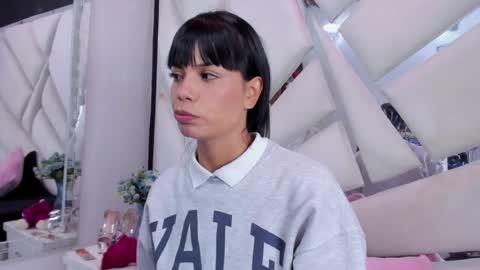 Snapshot of kylie_sexx chatting on July 2026 02:35:02 AM kylie online show from July 2026 02:35:02 AM