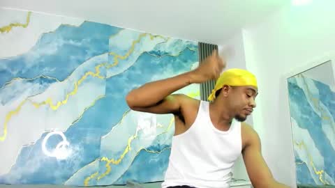 Snapshot of kylieandjhonny chatting on September 2025 07:57:02 PM Kaylie And Jhony online show from September 2025 07:57:02 PM