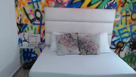 Snapshot of kyliebenson chatting on February 2025 01:53:02 PM Melissa online show from February 2025 01:53:02 PM