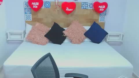 Snapshot of kyliebenson chatting on February 2025 02:23:02 PM Melissa online show from February 2025 02:23:02 PM