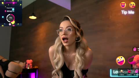 Kylie online show from January 2025 09:04:02 PM