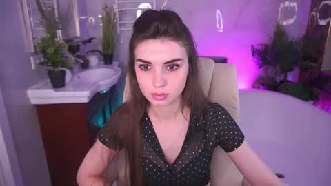 Snapshot of kyliejoyys chatting on July 2026 07:11:01 AM Nicole online show from July 2026 07:11:01 AM