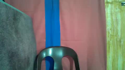 Snapshot of kyliexx98 chatting on February 2025 03:30:01 PM kylie online show from February 2025 03:30:01 PM