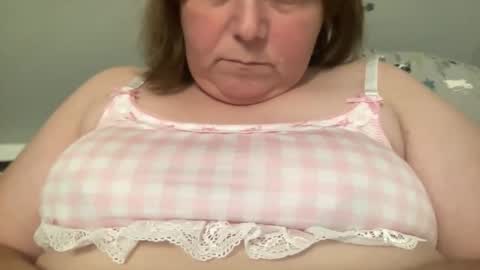 KYLO online show from November 2025 06:46:02 PM