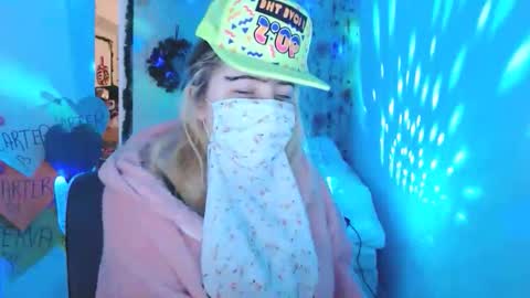 Snapshot of kymchi chatting on May 2026 10:56:02 AM Check Out My NSFW OnlyFans Link On Bio online show from May 2026 10:56:02 AM