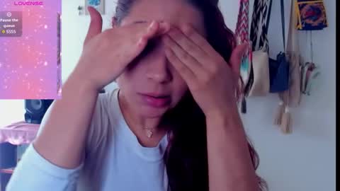 kyomi online show from November 2025 01:33:02 PM