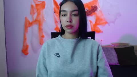 Snapshot of kyra_fox_ chatting on October 2025 12:48:02 PM Kyra online show from October 2025 12:48:02 PM