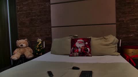 Kyra online show from December 2024 03:50:02 AM