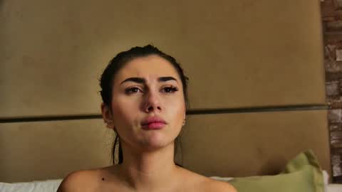 Kyra online show from January 2025 01:27:01 AM