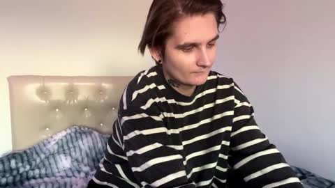 Lisa online show from December 2025 12:25:02 PM