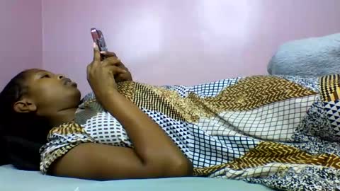 crazy creamer  online show from March 2026 06:14:02 PM