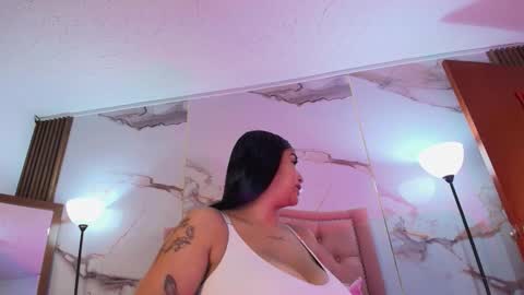 Snapshot of la_indiia chatting on February 2026 12:23:02 PM la_indiia online show from February 2026 12:23:02 PM