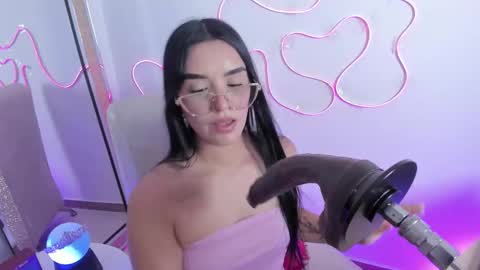 Snapshot of laana_foxx chatting on February 2026 12:30:02 AM lana foxx Model independient online show from February 2026 12:30:02 AM