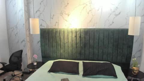 labrinthteasing online show from March 2026 12:18:01 PM