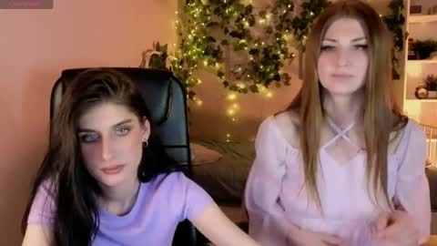 Kiki and Lula online show from April 2026 08:57:01 PM