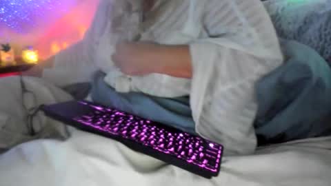 Snapshot of laceygrl chatting on March 2026 05:42:01 AM Lacey online show from March 2026 05:42:01 AM