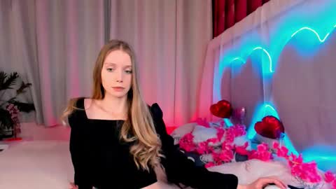 Snapshot of lada2k4 chatting on February 2026 07:17:01 AM Lada online show from February 2026 07:17:01 AM