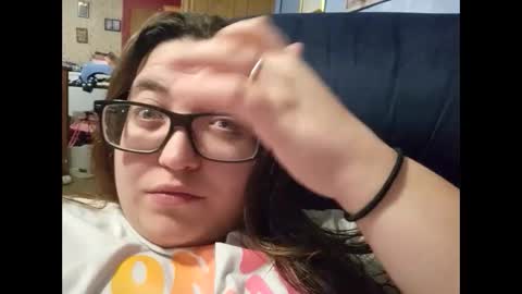 Snapshot of laddybuggie27 chatting on February 2025 12:52:01 AM Laddybuggie27 online show from February 2025 12:52:01 AM