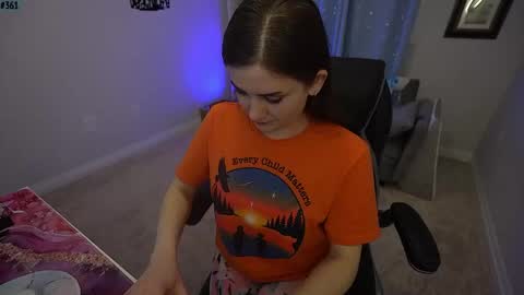 Anna online show from December 2025 11:23:02 PM