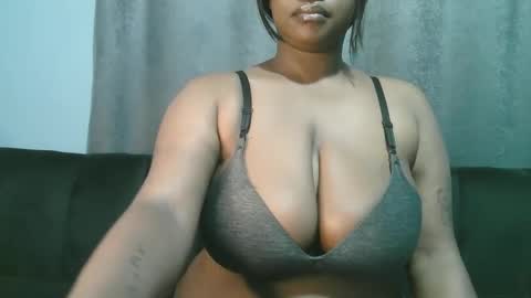 lady_dearra online show from May 2026 03:02:02 AM