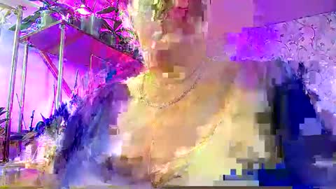 Snapshot of lady_gloria chatting on September 2025 04:58:02 AM Lady Gloria online show from September 2025 04:58:02 AM